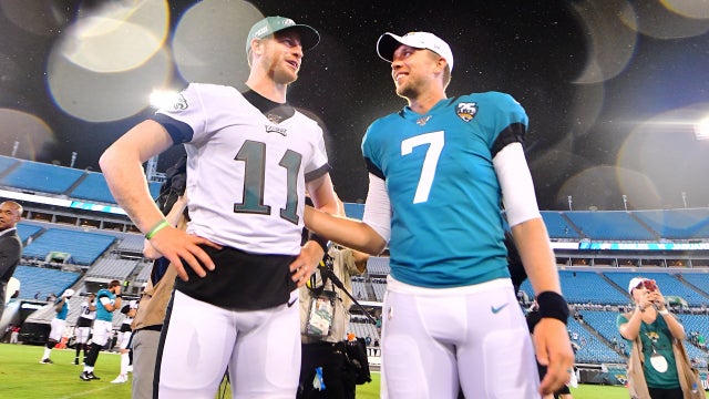 Wentz reaches out to Foles after injury: “I know he’ll handle it well”