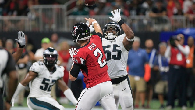 Jones scores late TD, leads Falcons past Eagles 24-20
