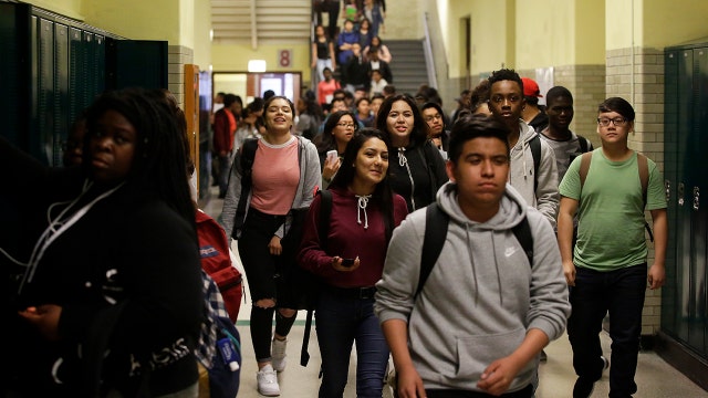 Teenagers who don’t date are less likely to be depressed than those who do, study finds