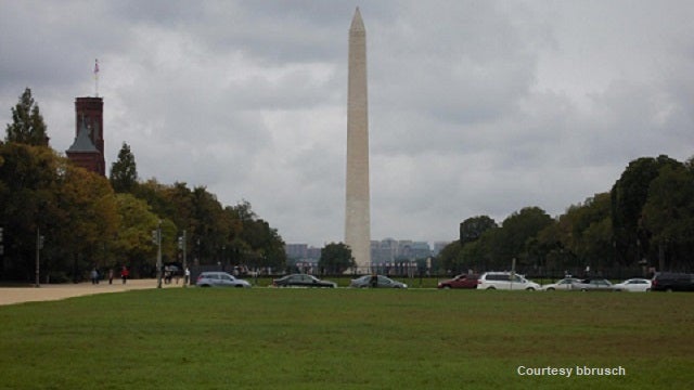 Newly upgraded elevator briefly breaks down at reopened Washington Monument