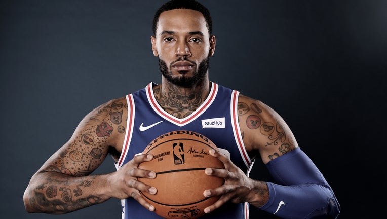 Sixers' Mike Scott Fights Eagles Fans While Wearing Redskins Jersey