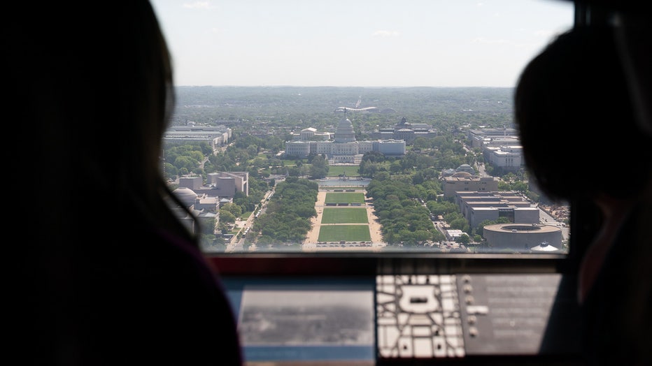 FLICKR-President-Donald-Trump-Official-White-House-Photo-WashingtonMonument_1.jpg