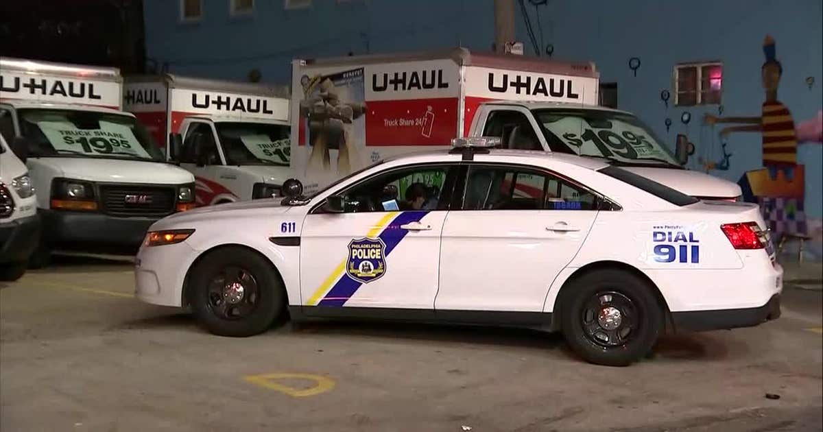 Police: 3 hospitalized after stabbing in Center City | FOX 29 Philadelphia