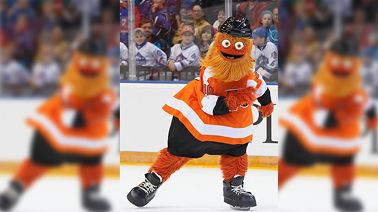 Gritty welcomes fans to get 'grittified' at new C.O.M.M.A.N.D. Center