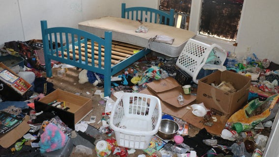 4 kids found in ‘disgraceful’ conditions removed from Parker County home