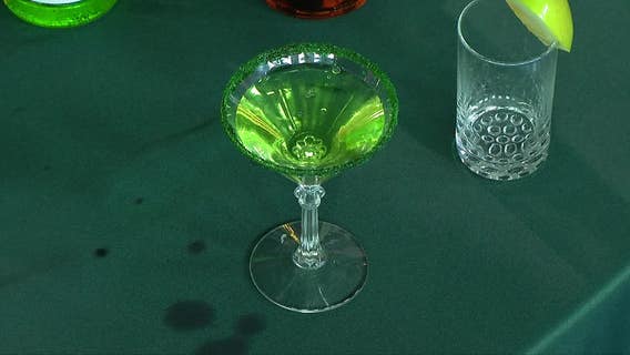 Get ready for game night with these Eagles inspired cocktails