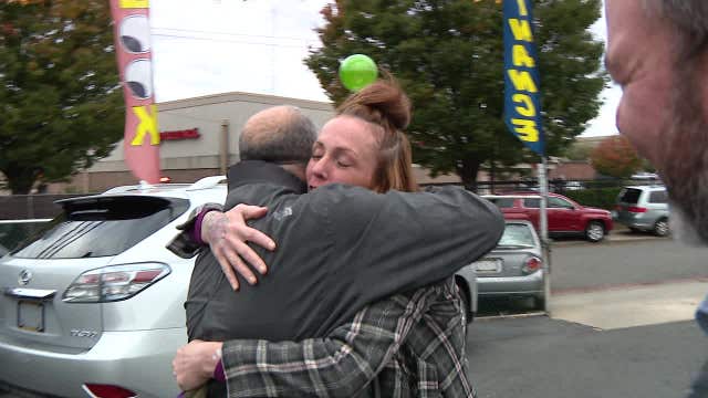 Collingdale mom surprised with new van after vandalism