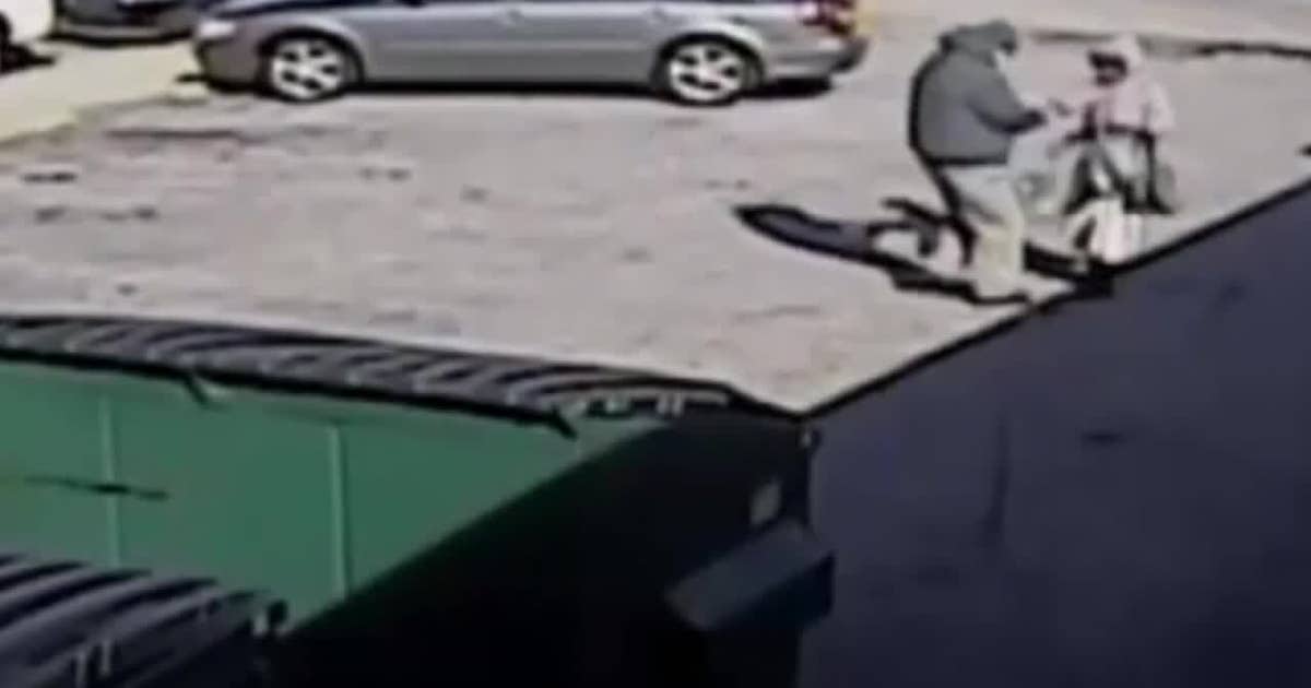 Suspect sought in armed robbery in Northeast Philadelphia | FOX 29 ...