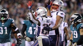 Julian Edelman's TD pass leads Patriots over Eagles 17-10