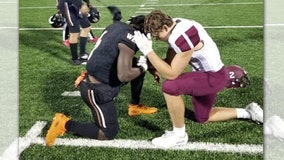 High school football player prays for opponent's mom with cancer