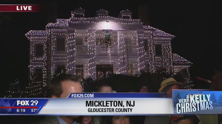 Very Kelly Christmas: Incredible light display in Mickleton, New Jersey