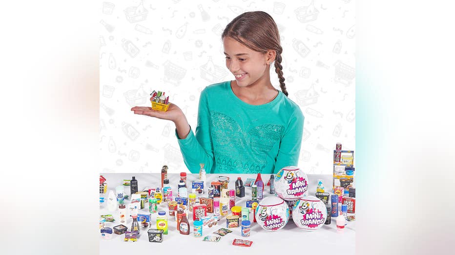 5-surprise-Mini-Brands.jpg