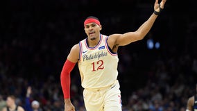 76ers down Bucks 121-109 on Christmas Day