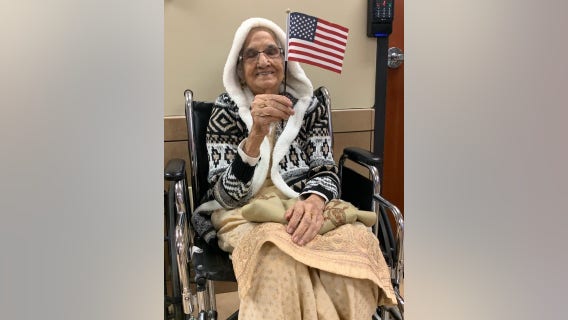 100-year-old Georgia grandmother becomes U.S. citizen