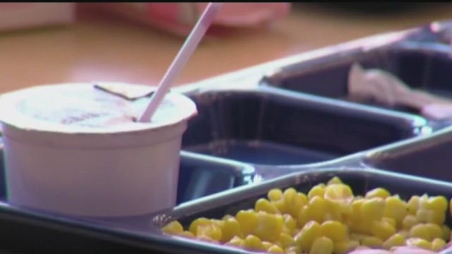 Stranger pays off school lunch debt for hundreds of local kids