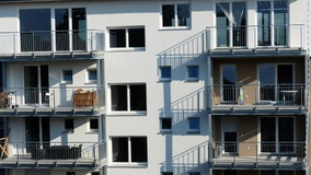 Toddler in Spain runs across ledge of apartment building in heart-stopping video as ‘parents take shower'