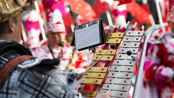 Mayor Kenney to Mummers: Show immediate changes or parade in jeopardy