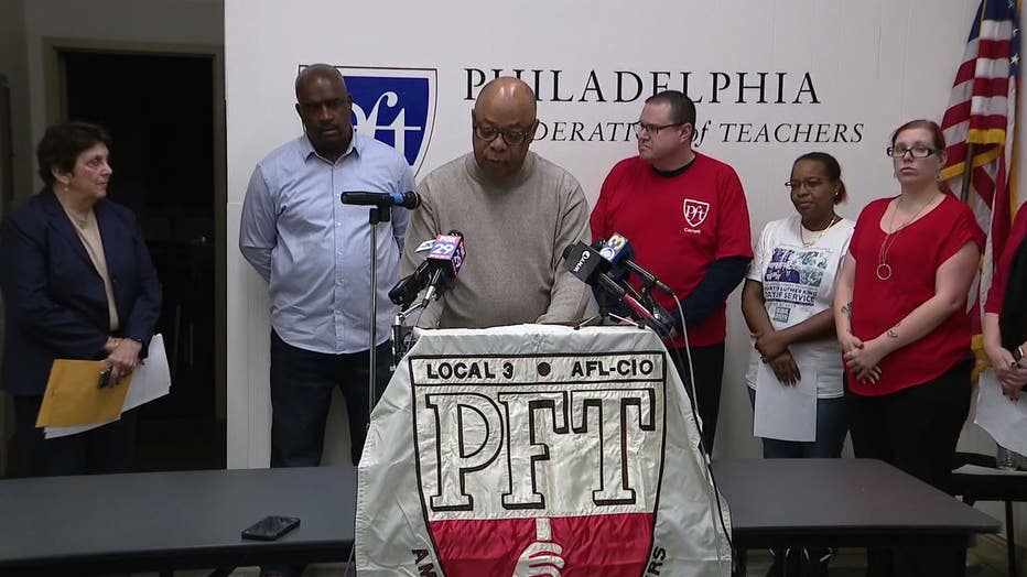 Philadelphia's teacher union announces lawsuit against school district