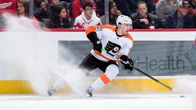 Elliott gets 40th shutout in Flyers' 3-0 win over Red Wings