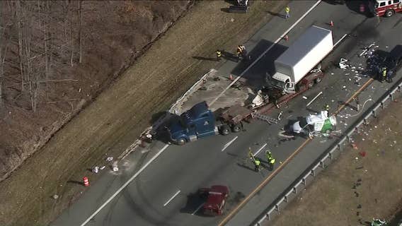 I-95 southbound in Newark reopened after tractor-trailer crash, hazmat situation