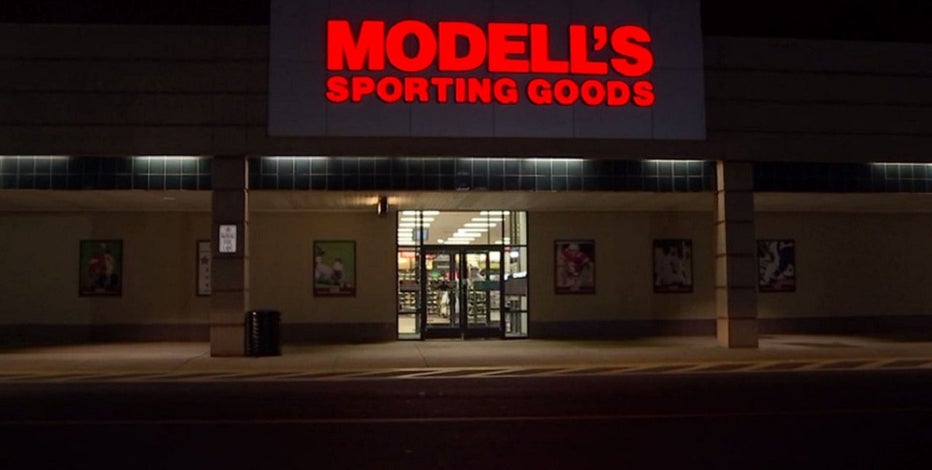 Modell's Sporting Goods files for bankruptcy and will close all