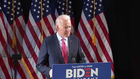 Biden, Sanders offer contrasts to Trump during outbreak
