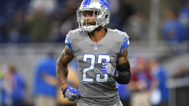 Reports: Eagles acquire, extend CB Darius Slay in trade with Lions