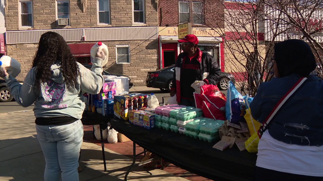 Community works together to help each other in Point Breeze