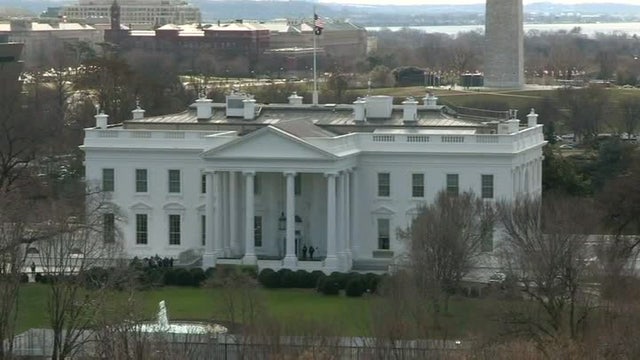 Official: White House didn't want to tell seniors not to fly