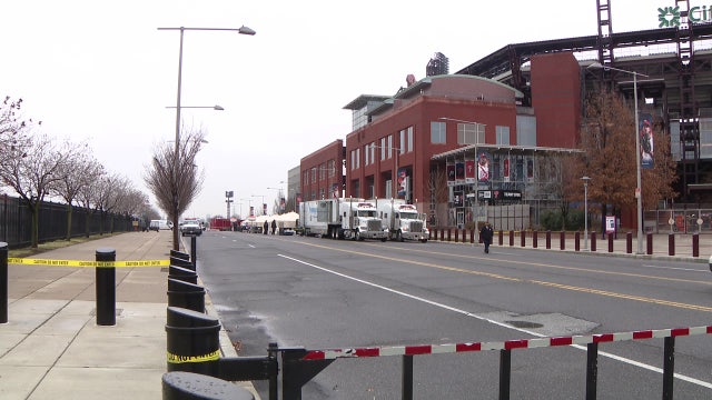 Philadelphia opens drive-thru coronavirus testing site at Citizens Bank Park