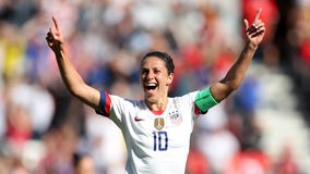 Carli Lloyd tells Yahoo Sports she is 'not ruling out' kicking in NFL