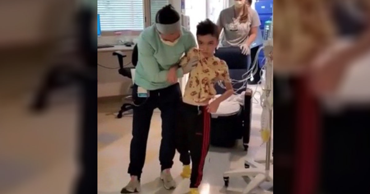 8-year-old boy takes first steps after brain tumor surgery | FOX 29 ...
