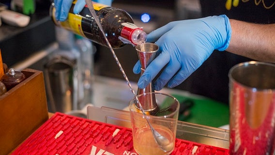 Senate approves cocktails to-go in Pennsylvania during COVID-19 pandemic