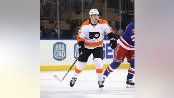 Oh, baby! Flyers' van Riemsdyk has full house with new girl