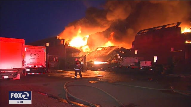Inferno destroys warehouse at San Francisco's famous Fisherman's Wharf