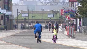 Atlantic City OKs booze on the Boardwalk in effort to boost crowds