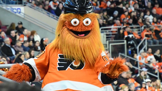 Thousands sign petition to replace Frank Rizzo with Gritty on South Philadelphia mural