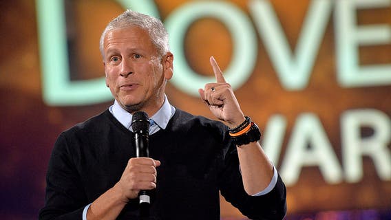 Atlanta Pastor Louie Giglio ‘deeply sorry’ for calling slavery ‘white blessing’