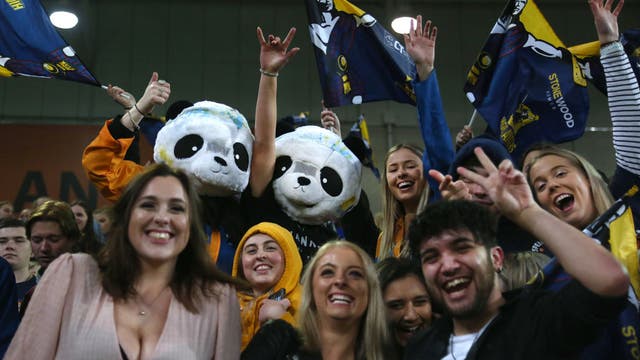 Fans savor return of stadium sport in virus-free New Zealand