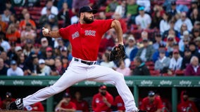 Phillies get Workman, Hembree from Red Sox to bolster flawed bullpen