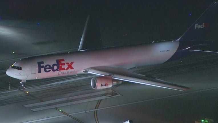 fedexplane.jpeg.jpg