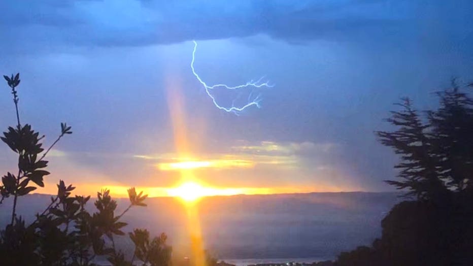 lightning-sunrise.jpg