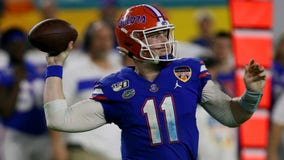 Florida, Ole Miss teams kneel in moment of unity before kickoff