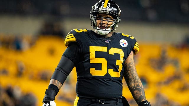 Steelers' Maurkice Pouncey wears name of fallen officer on helmet amid team drama over decal