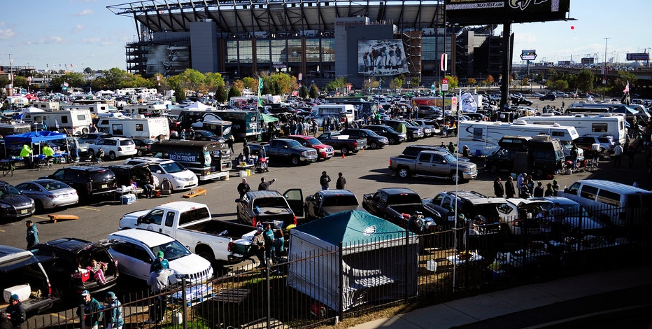 tailgating at lincoln financial field