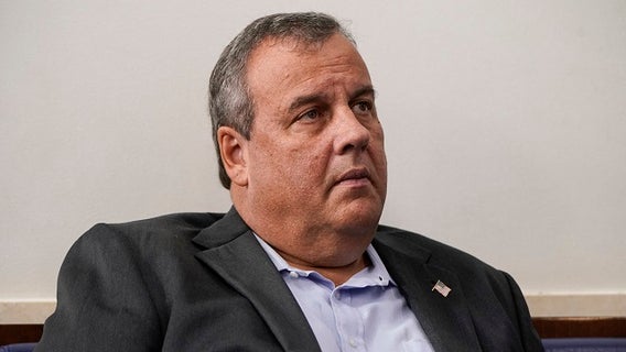 Former NJ Gov. Chris Christie says he was wrong not to wear mask at White House