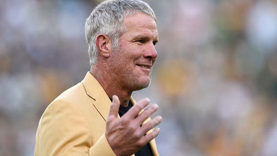Brett Favre supports Trump; 'special guest' at Green Bay rally
