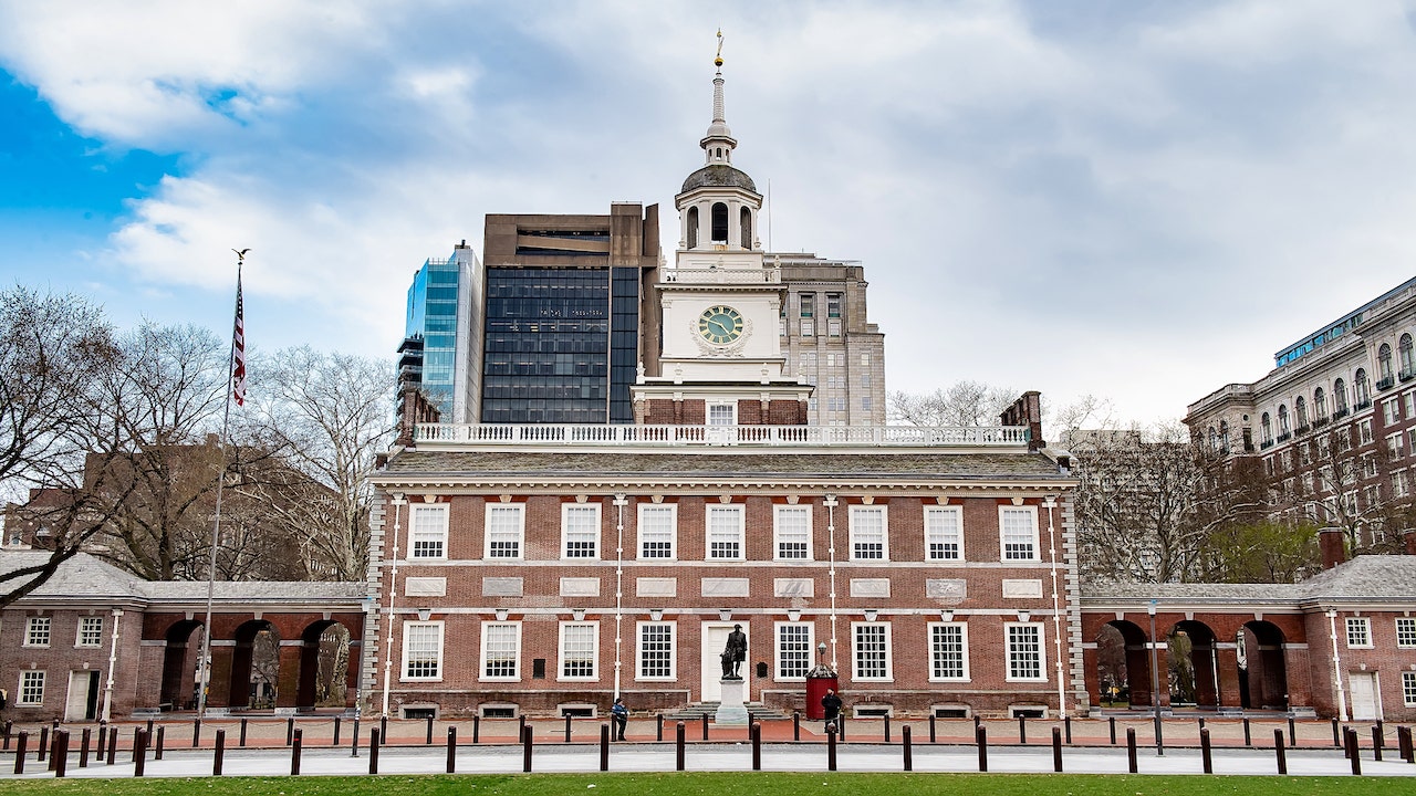 Liberty Bell, Independence Hall closed through December