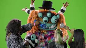 ‘The Masked Singer’: Squiggly Monster’s identity straightened out by judges