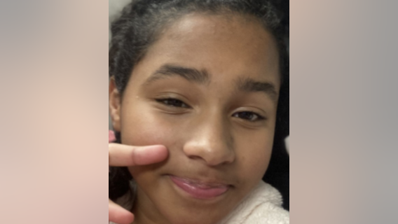 Philadelphia police search for missing 13-year-old girl